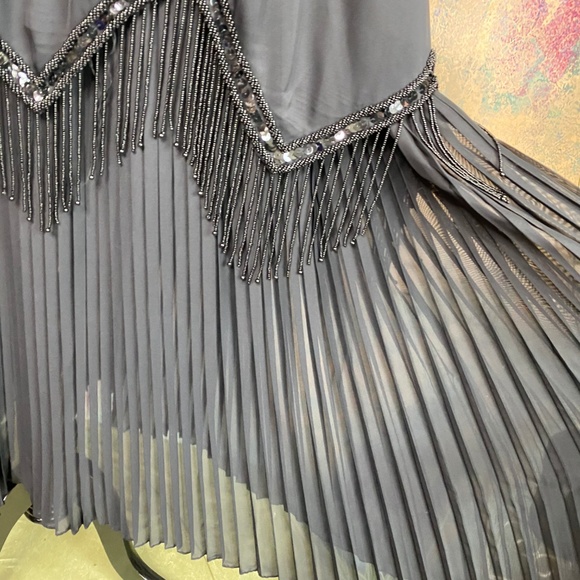 πUlla Popken Elegant Charleston Style Formal - Mother of the Bride Dress - Picture 6 of 11